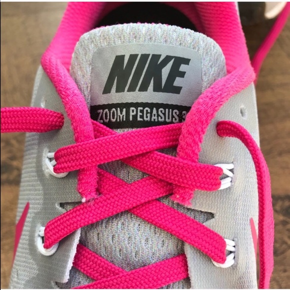 NWT NikeID Zoom Pegasus 34 Grey Pink WMNS - Picture 6 of 7